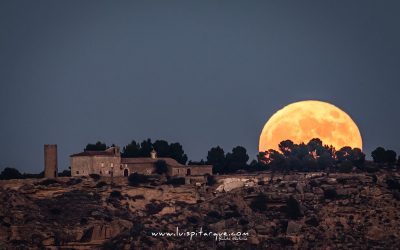 Eclipse total de luna, Alcañiz.